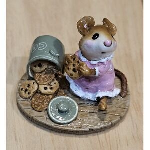 Wee Forest Folk M-209 Caught in the Act Retired Signed WP, No WFF Box 1995